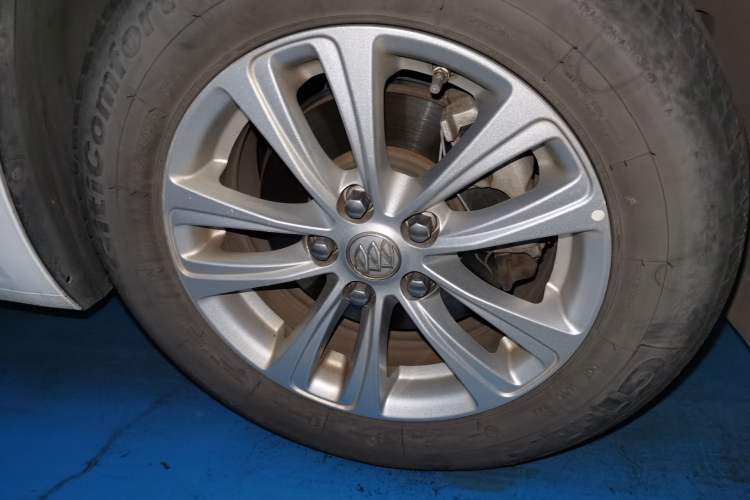 Used Buick GT 2015 15N Manual Entry-Level Trim
