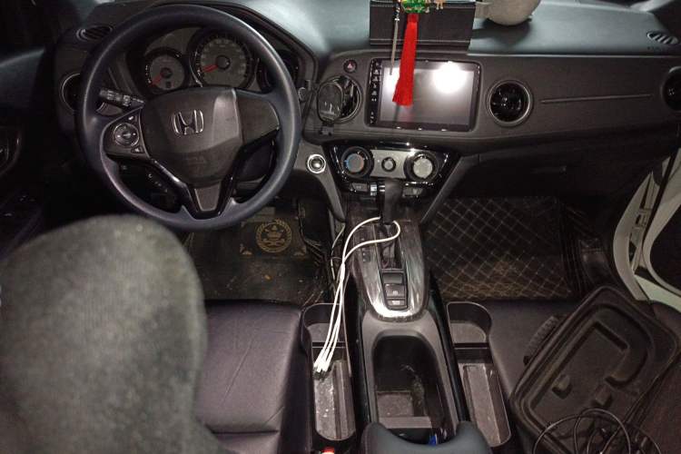 Used Honda XR-V 2021 1.5L CVT Comfort Version Center Console