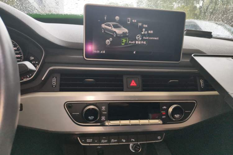 Used Audi A4L 2019 40 TFSI Fashion Edition China VI Emission Standard