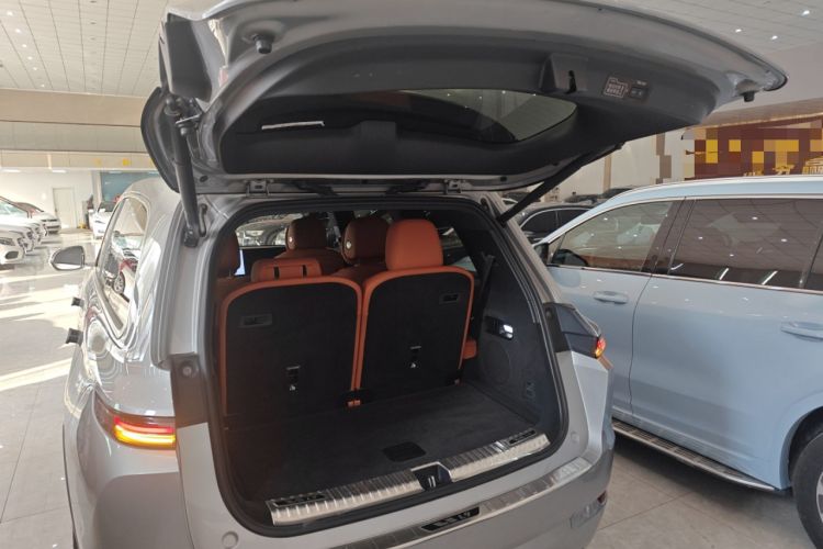 Used Li Auto L9 2022 Max model