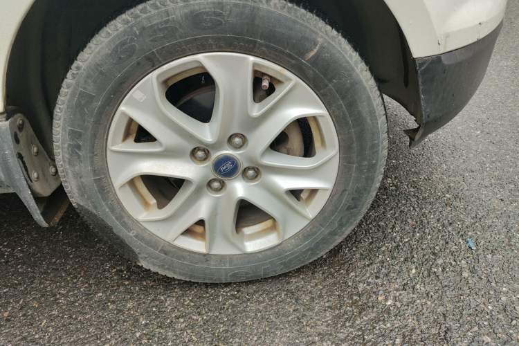 Used Ford EcoSport 2013 1.5L Automatic Fashion Model