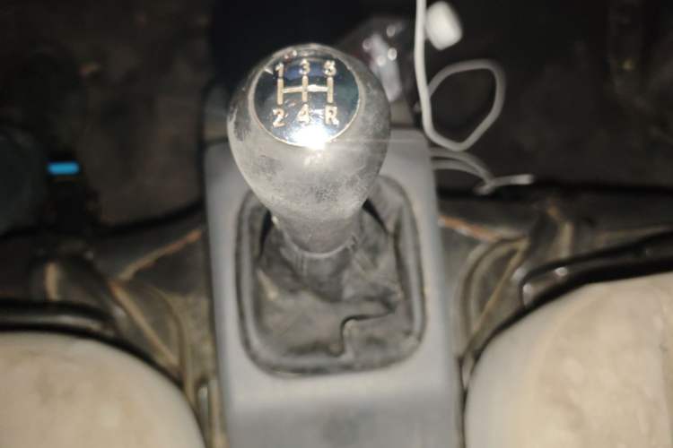 Used Jinbei Hiace X30 2019 1.5L Van Standard Model China VI SWC15M Gear Lever