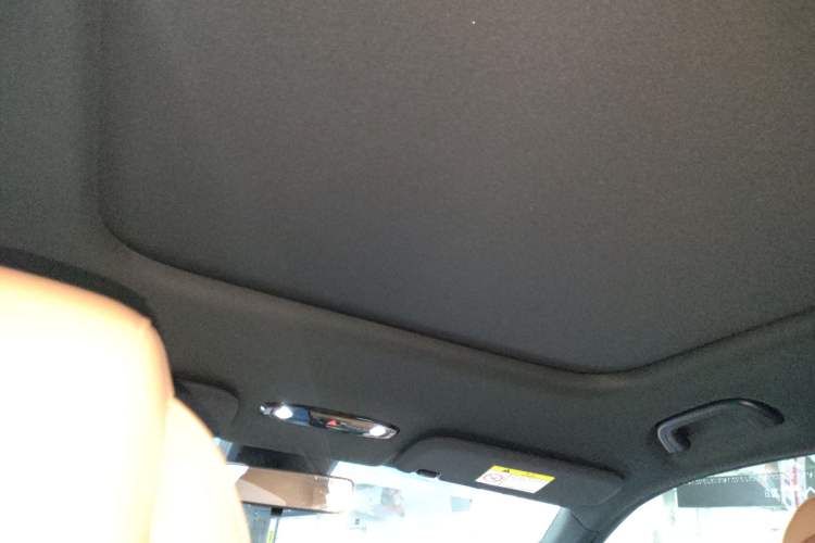 Used Geely Galaxy L7 2025 EM-i 115km Exploration+ Edition Headliner