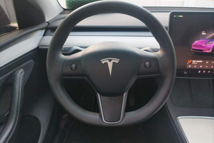 Used Tesla Model Y 2024 Rear-Wheel-Drive Version
