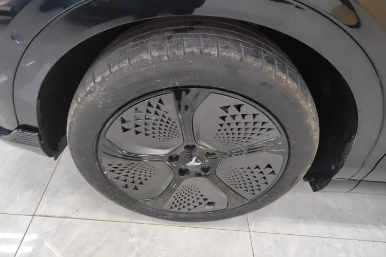 Used VOYAH COURAGE 2024 Four-Wheel Drive Global Edition
