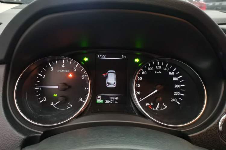 Used Nissan Qashqai 2023 Classic 2.0L CVT XV Comfort Edition
