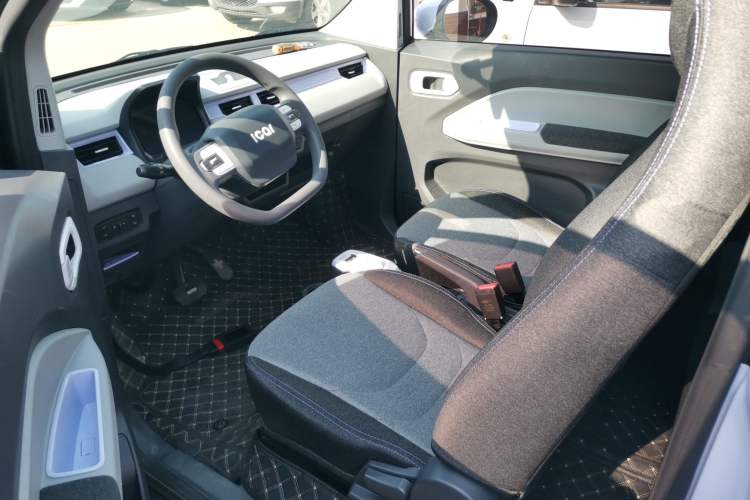 Used Chery New Energy QQ Ice Cream 2022 170km Sundae Phosphate Lithium-Ion