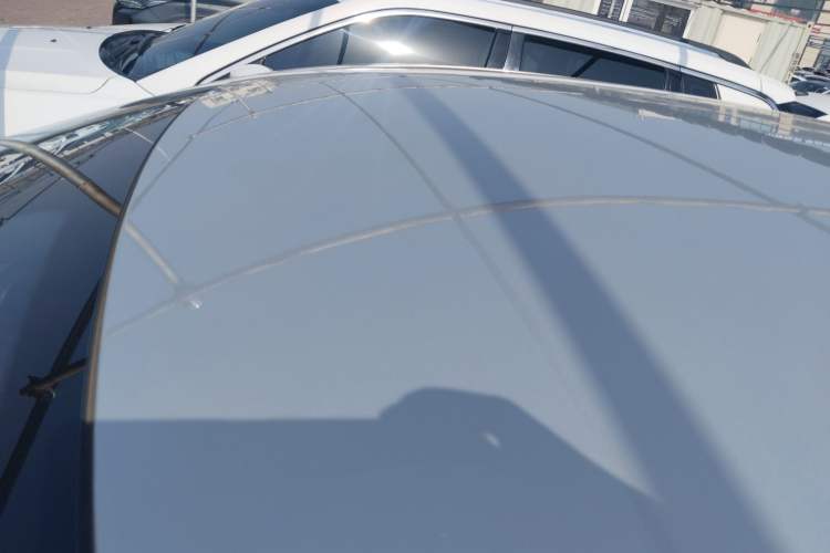 Used Hongqi E-QM5 2022 431 km Charge & Enjoy Edition Roof