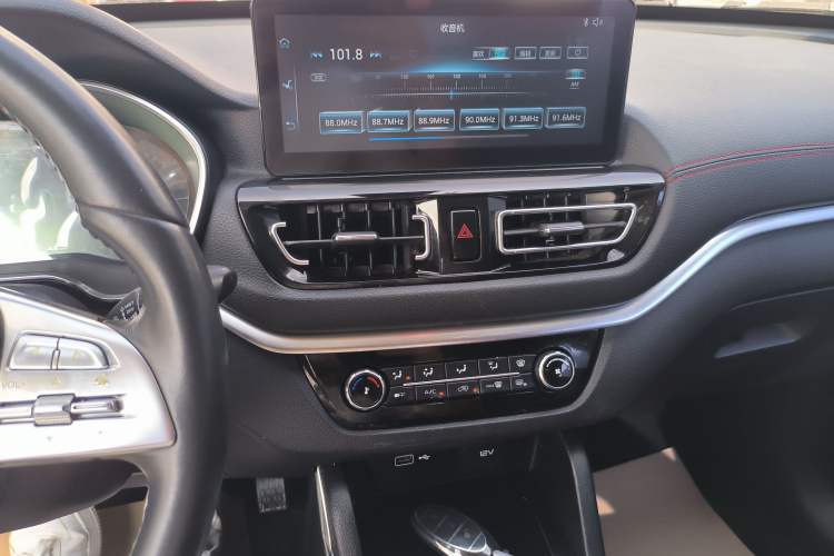 Used Bestune T33 2019 1.6L Manual Luxury Edition China VI Audio And AC Panel