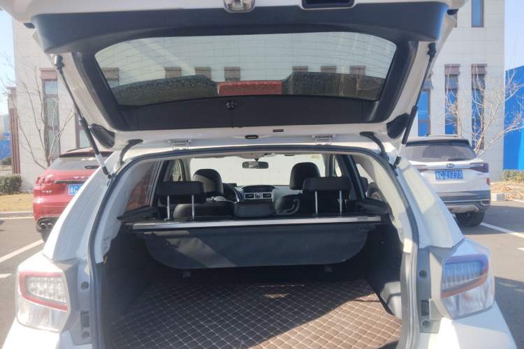 Used Subaru XV 2017 2.0i Luxury Edition
