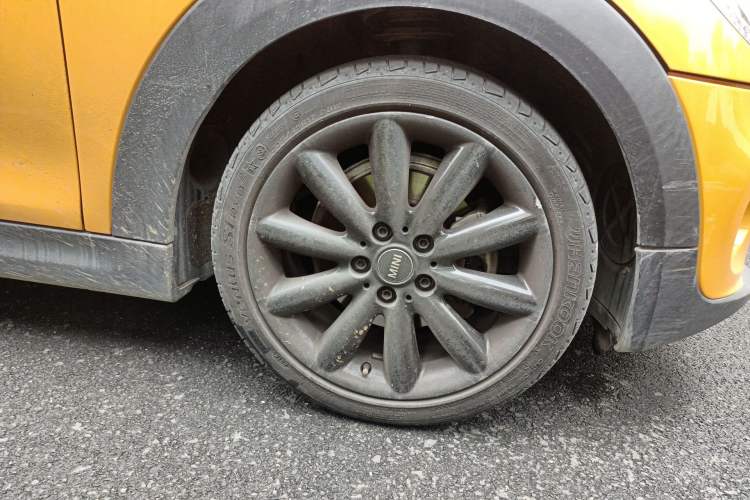 Used MINI 2014 1.2T ONE
