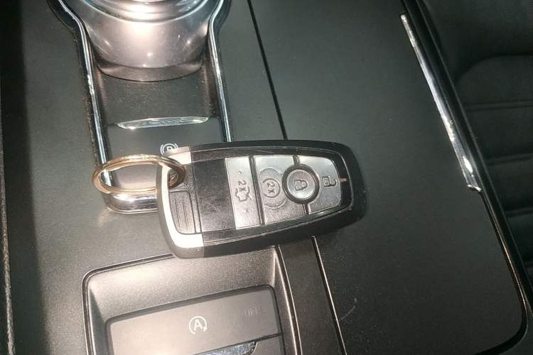 Used Ford Mondeo 2017 EcoBoost 200 Luxury Model
