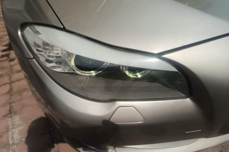 Used BMW 5 Series 2013 525Li Luxury Model
