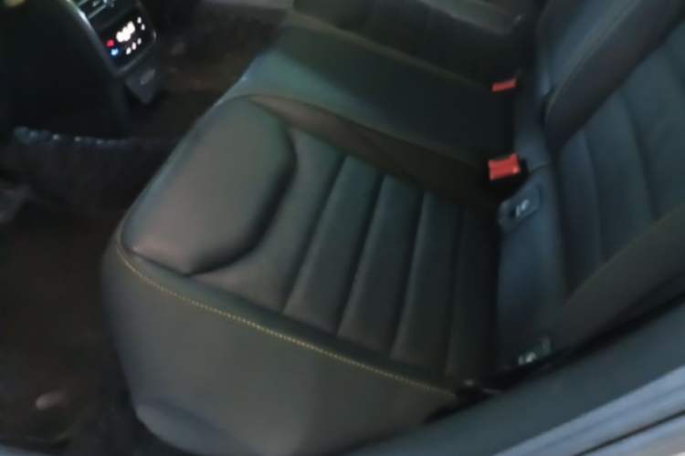 Used Volkswagen FAW-Volkswagen CC 2021 380TSI Striking Edition
