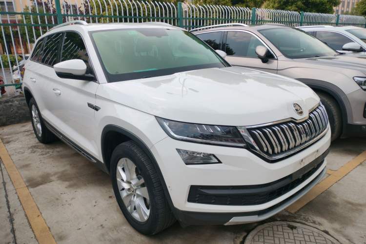 Used Skoda Kodiaq 2019 Facelifted TSI330 5-Seater Two-Wheel-Drive Luxury Enjoyment Edition China VI Standard