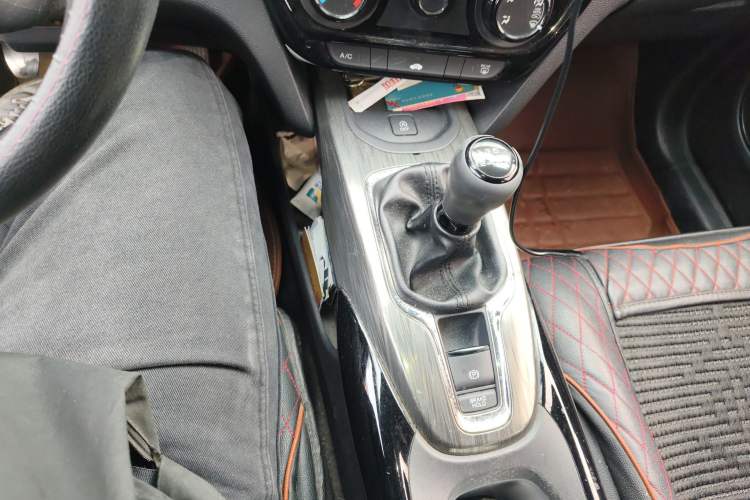 Used Honda XR-V 2015 1.8L EXi Manual Comfort Edition
