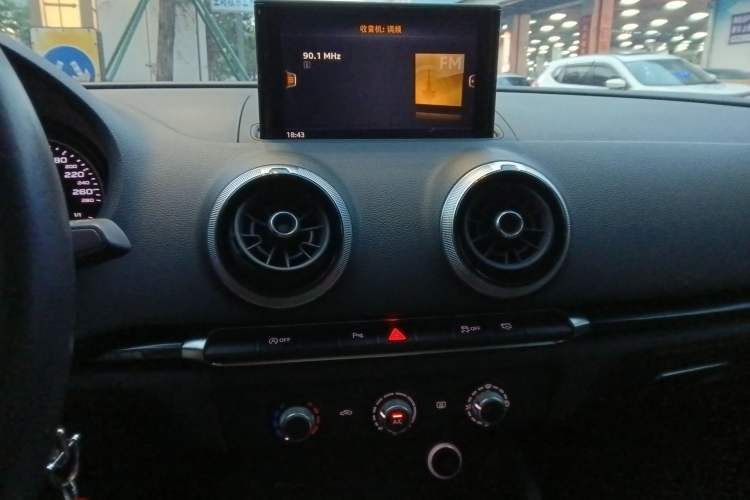 Used Audi A3 2020 Sportback 35 TFSI Fashion Edition China VI Emission Standard