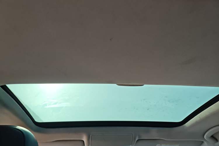 Used Volkswagen Lamando 2019 280TSI DSG Comfort Edition China VI standard Headliner