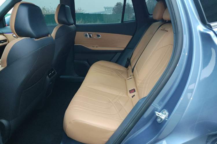 Used Geely Galaxy Galaxy Xingjian 7 EM-i 2025 120km Flagship Edition