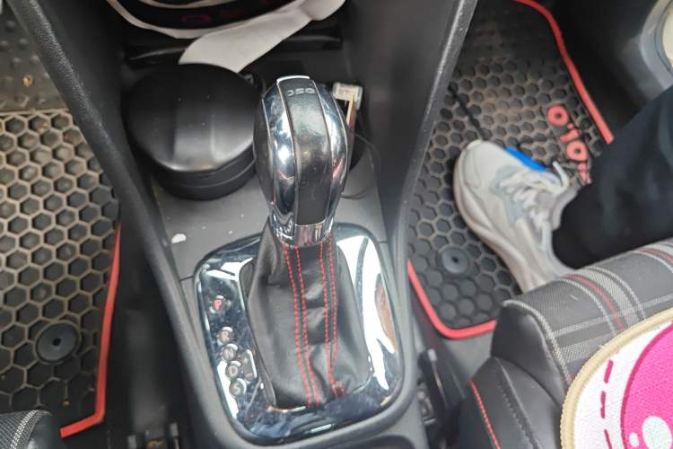 Used Volkswagen Polo 2012 1.4TSI GTI Gear Lever