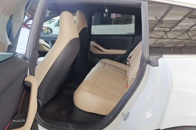 Used Nio ET5T 2024 75kWh Touring Left Rear Seat