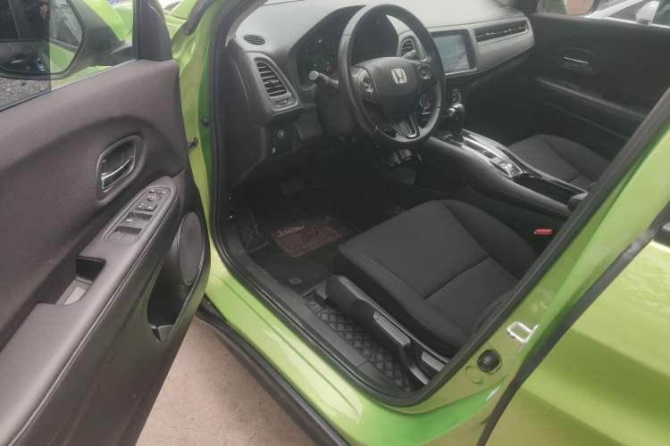 Used Honda Vezel 2018 1.5L CVT 2WD Technology Elite Model
