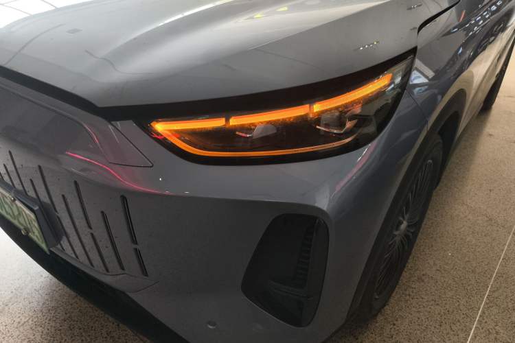 Used Chery Fengyun T9 2024 120 Long-Range Flagship Version 7 Seats Ternary Lithium
