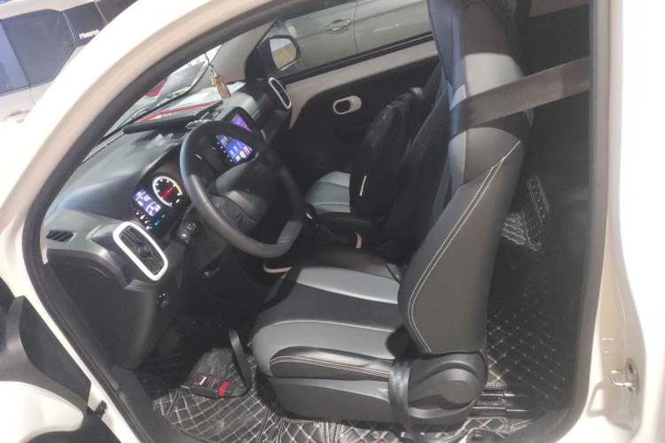 Used Roewe Clever 2022 311km QiQi BoBo Edition
