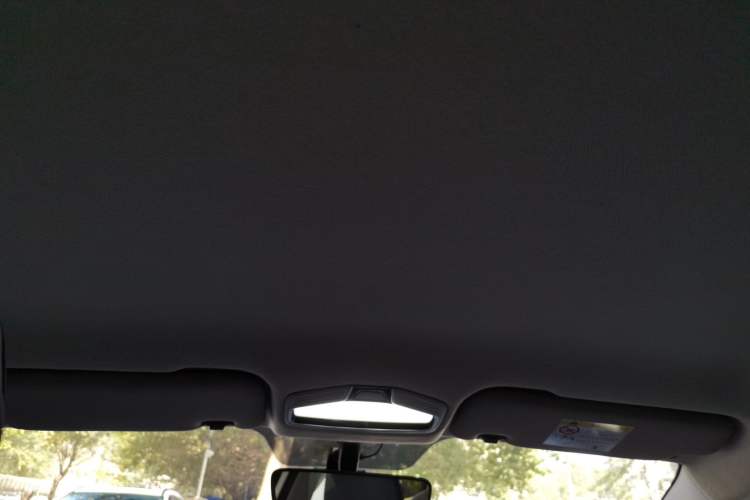 Used Geometry E Firefly 2024 301km Flowing Light
