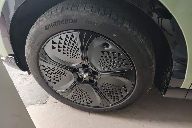 Used VOYAH COURAGE 2024 Ultra-Long Range Smart Enjoyment Version
