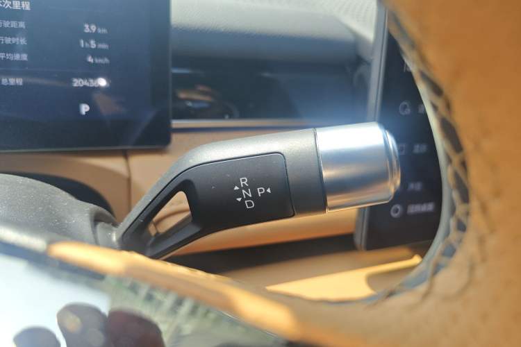 Used Geely Galaxy 8 2025 130km EM-i Deluxe Edition
