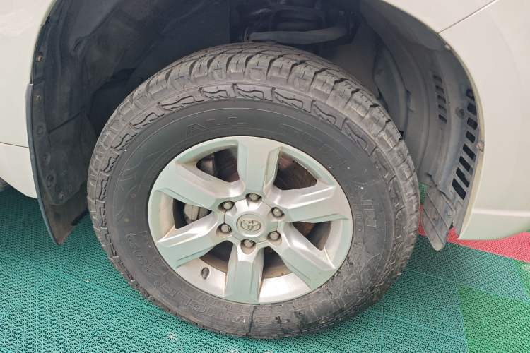 Used Toyota Prado 2016 2.7L Automatic Standard Edition