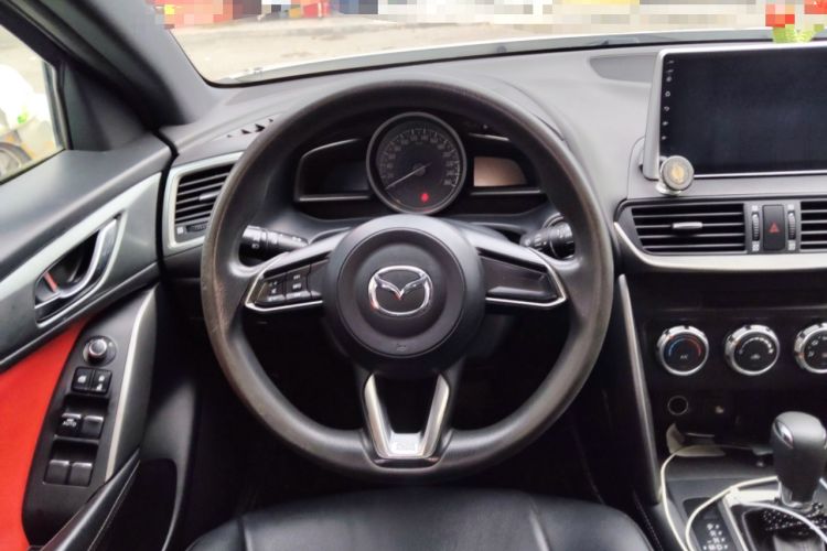 Used Mazda CX-4 2018 2.0L Automatic Two-Wheel Drive Blue Sky Dynamic Version China V Standard Steering Wheel
