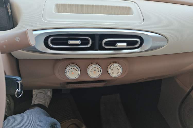 Used Wuling Hongguang MINIEV 2025 Four-Door Version Advanced Edition