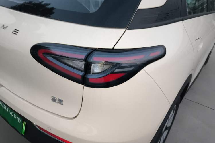 Used Geely Galaxy Geome 2026 Model 310km Youth Edition Right Rear Taillight