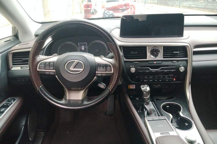 Used Lexus RX 2020 Facelifted 300 4x4 Elegant Edition Steering Wheel