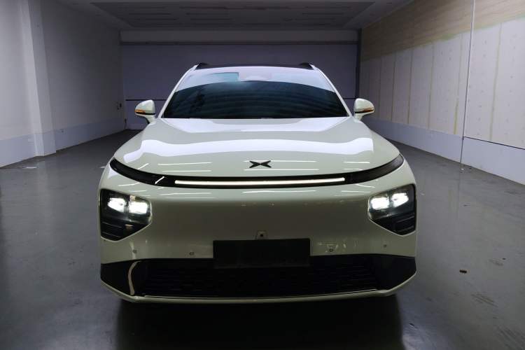 Used XPeng G9 2024 570 Max Front
