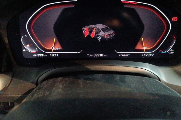 Used BMW 3 Series 2020 Facelifted 325Li M Sport Night Edition Package Odometer Close Up