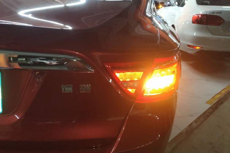 Used Geely Auto Emgrand GT 2015 1.8T Flagship Model