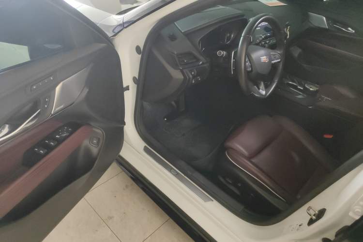 Used Cadillac CT4 2020 28T Elite Edition Driver Seat