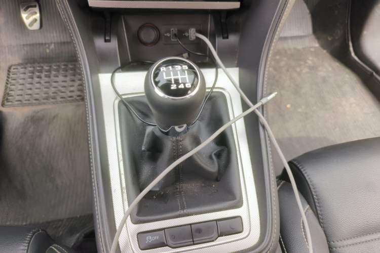 Used MG 6 2017 20T Manual Luxury Smart Connect Version China V Standard