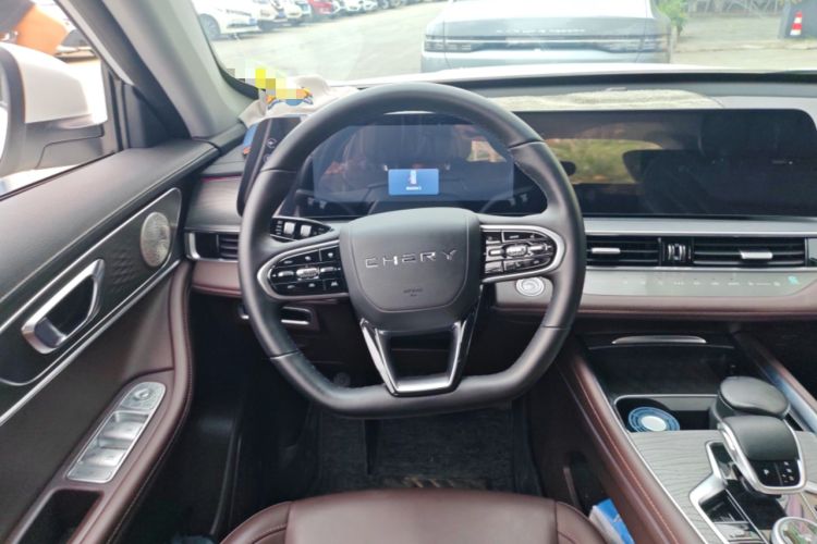 Used Chery Tiggo 8 PLUS 2024 Champion Edition 390TGDI DCT Bold Version 7-Seater