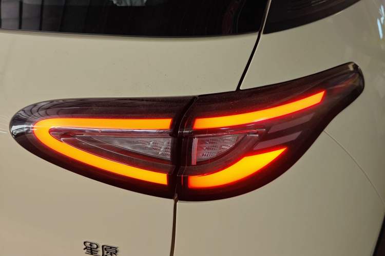 Used Geely Galaxy Geome 2026 Model 310km Youth Edition Right Rear Taillight