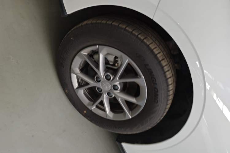 Used Geely Galaxy L6 2025 EM-i 60km Exploration Edition Left Front Wheel Hub