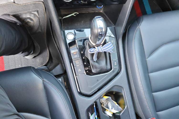 Used Volkswagen Tharu 2020 Restyled 330TSI Four-Wheel Drive Luxury Edition China VI Standard
