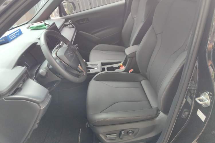 Used Toyota FRONTLANDER 2026 Model 2.0L CVT Comfort Edition Left Front Seat