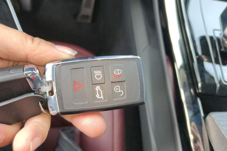Used Land Rover Range Sport 2024 400PS Dynamic HSE Vehicle Key