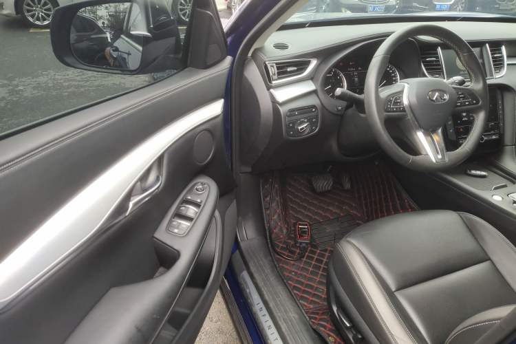 Used Infiniti QX50 2018 2.0T Two-Wheel Drive Fashion Edition Driver Seat