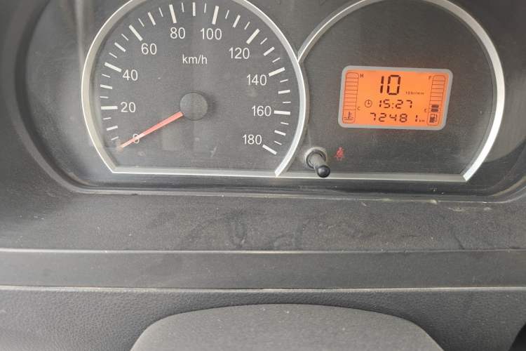 Used BAIC Weiwang 306 2016 1.2L Basic Version 7 Seats A12 China IV Emission Standard
