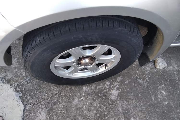 Used Great Wall Wingle 5 2017 2.0T European-spec Diesel Two-Wheel-Drive Entry-Level Big Double-Cab GW4D20D
